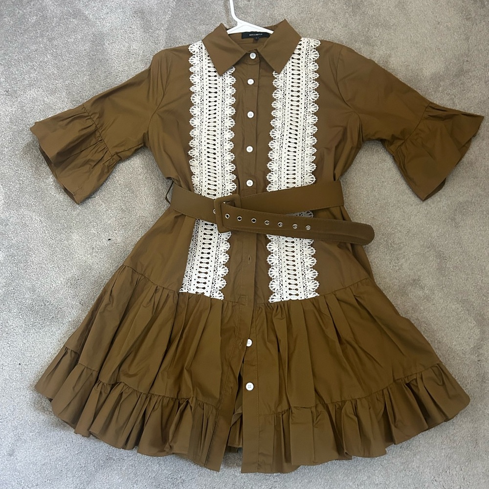 Beulah Tan Dress with White Lace Detail size M